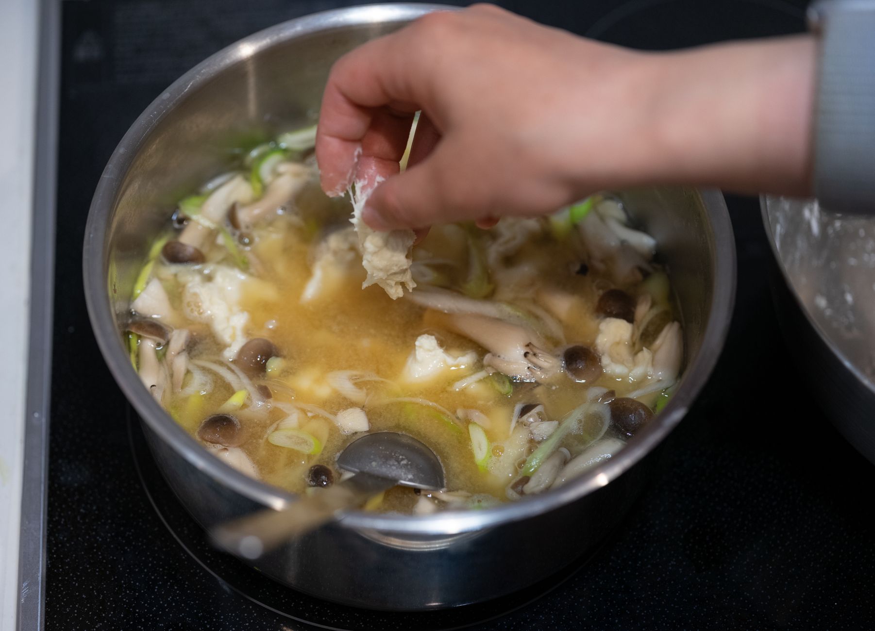 参鶏湯をおいしく作る下準備